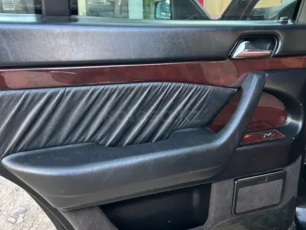 Mercedes-Benz S 320 1998 года за 2 500 000 тг. в Алматы – фото 3