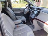 Toyota Sienna 2013 годаүшін9 990 000 тг. в Актобе – фото 2