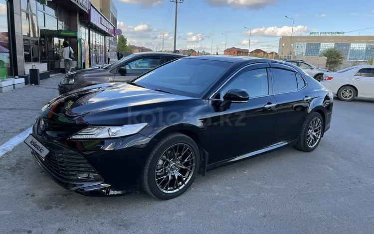 Toyota Camry 2019 годаүшін14 500 000 тг. в Атырау