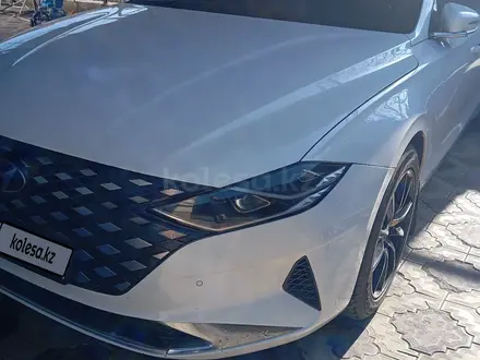 Hyundai Grandeur 2021 года за 12 500 000 тг. в Алматы – фото 2