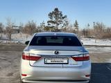 Lexus ES 300h 2014 года за 13 000 000 тг. в Актобе – фото 3