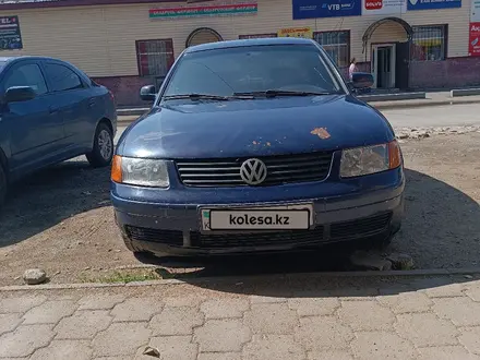 Volkswagen Passat 1997 года за 1 300 000 тг. в Караганда – фото 2