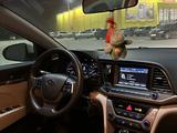 Hyundai Elantra 2018 года за 5 550 000 тг. в Актобе – фото 5