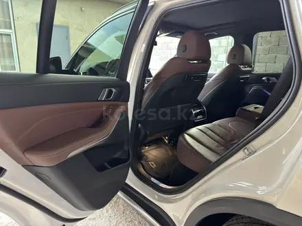BMW X5 2019 года за 32 000 000 тг. в Шымкент – фото 11