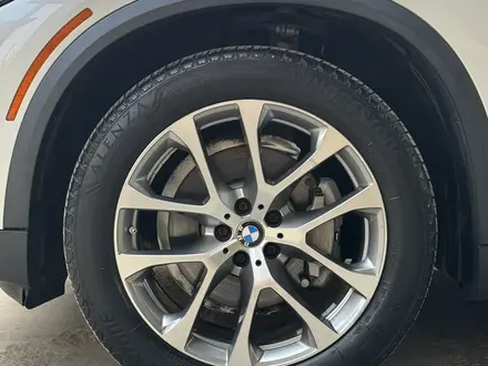 BMW X5 2019 года за 32 000 000 тг. в Шымкент – фото 12
