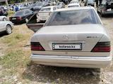 Mercedes-Benz E 260 1992 годаүшін1 500 000 тг. в Шымкент – фото 4