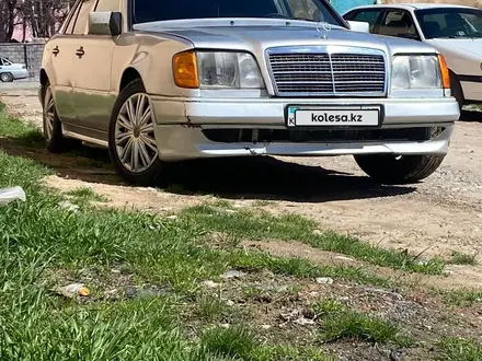 Mercedes-Benz E 260 1992 года за 1 500 000 тг. в Шымкент – фото 6