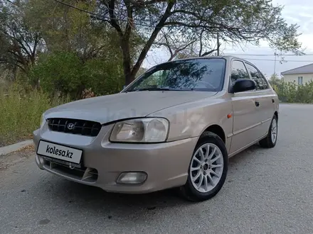 Hyundai Accent 2002 года за 2 250 000 тг. в Актобе – фото 2