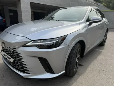 Lexus RX 350 2023 года за 30 500 000 тг. в Алматы – фото 7