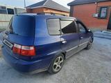 Kia Carens 2006 года за 2 500 000 тг. в Актобе – фото 3