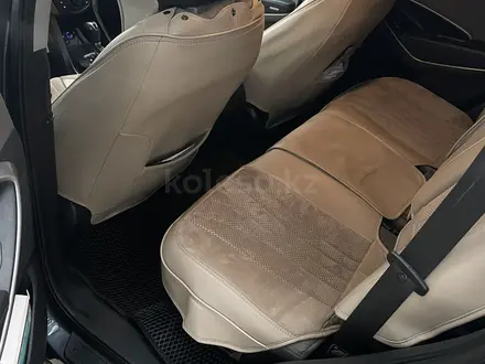 Hyundai Santa Fe 2014 года за 9 200 000 тг. в Актобе – фото 11