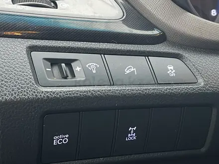 Hyundai Santa Fe 2014 года за 9 200 000 тг. в Актобе – фото 16