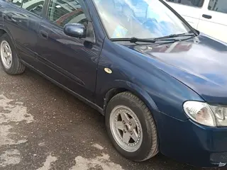 Nissan Almera
