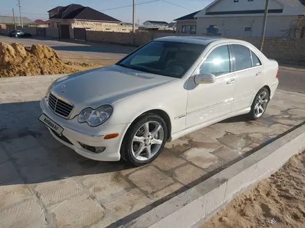 Mercedes-Benz C 230 2006 года за 3 500 000 тг. в Жанаозен