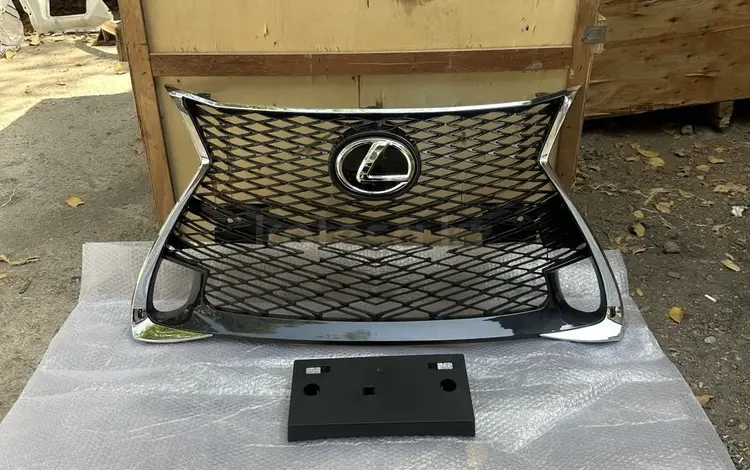 Решетка радиатора Lexus Gs за 90 000 тг. в Алматы
