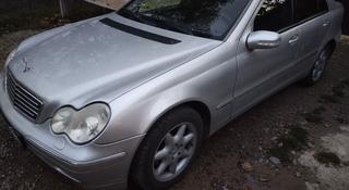 Mercedes-Benz C 240 2000 года за 2 500 000 тг. в Шымкент