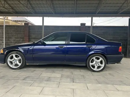 BMW 325 1996 года за 3 000 000 тг. в Алматы – фото 6