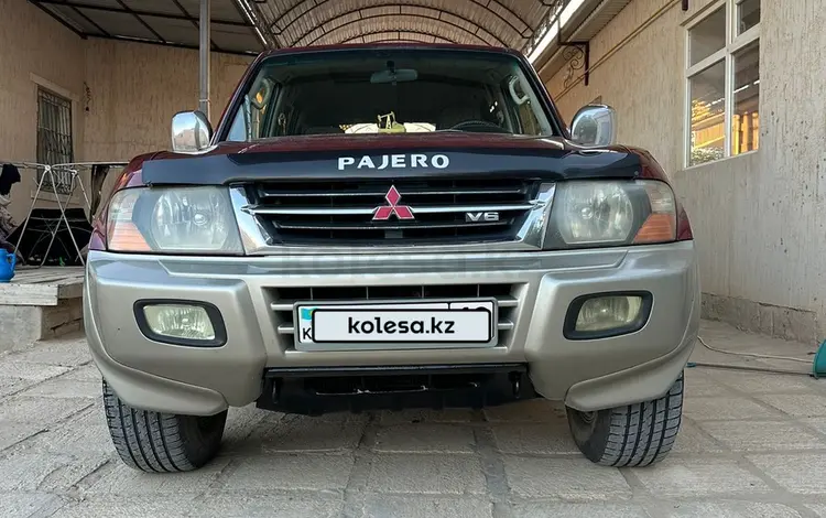 Mitsubishi Pajero 2000 годаfor6 000 000 тг. в Актау