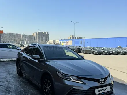 Toyota Camry 2022 года за 15 000 000 тг. в Алматы – фото 4