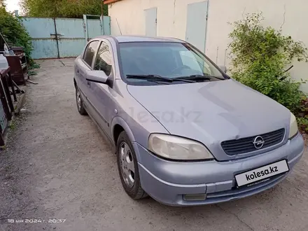 Opel Astra 2000 года за 2 600 000 тг. в Актобе – фото 2