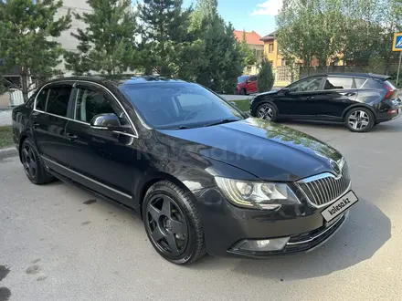 Skoda Superb 2014 года за 6 000 000 тг. в Астана – фото 8