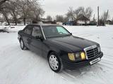 Mercedes-Benz E 300 1993 годаfor1 100 000 тг. в Талдыкорган – фото 5