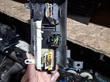 Блок управления светом фар на Крайслер Вояджер за 20 000 тг. в Караганда – фото 2