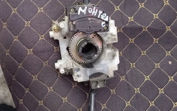 Верталёт гитара за 40 000 тг. в Алматы