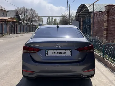 Hyundai Accent 2019 года за 6 300 000 тг. в Алматы – фото 4