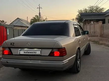 Mercedes-Benz E 230 1989 года за 1 500 000 тг. в Шымкент