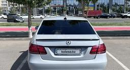 Mercedes-Benz E 200 2014 годаүшін11 000 000 тг. в Астана – фото 2