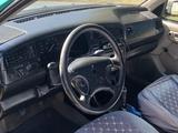 Volkswagen Golf 1993 года за 600 000 тг. в Бауыржана Момышулы – фото 2