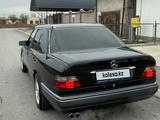 Mercedes-Benz E 320 1994 года за 3 800 000 тг. в Арысь – фото 4