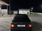 Mercedes-Benz E 220 1993 года за 850 000 тг. в Тараз – фото 3