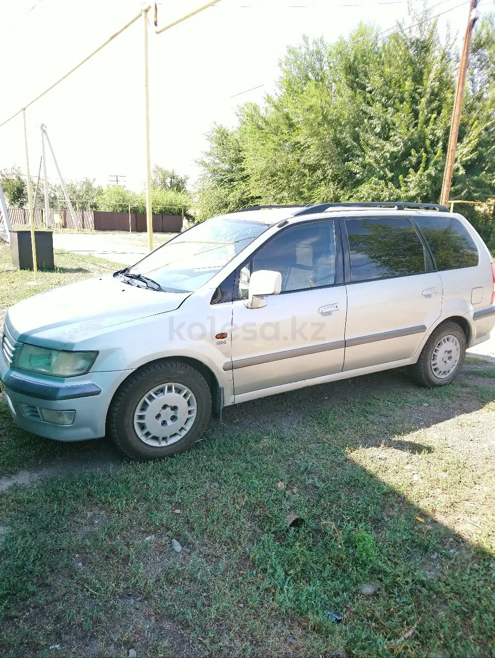 Mitsubishi Space Wagon, 1999