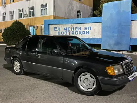 Mercedes-Benz E 200 1989 года за 1 300 000 тг. в Тараз – фото 4