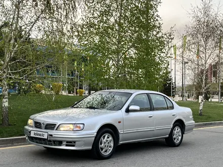 Nissan Maxima 1996 года за 2 200 000 тг. в Алматы