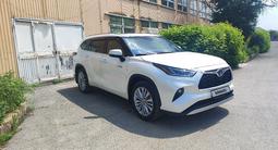 Toyota Highlander 2021 года за 24 700 000 тг. в Алматы – фото 4