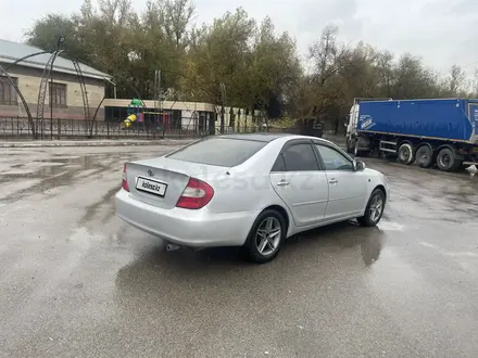 Toyota Camry 2004 года за 3 800 000 тг. в Мерке – фото 4