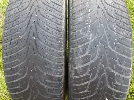 Резина пара hankook ventus st 235-55-18 за 25 000 тг. в Алматы