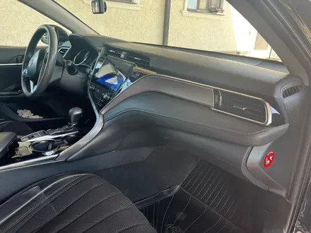Toyota Camry 2018 года за 10 500 000 тг. в Тараз – фото 7
