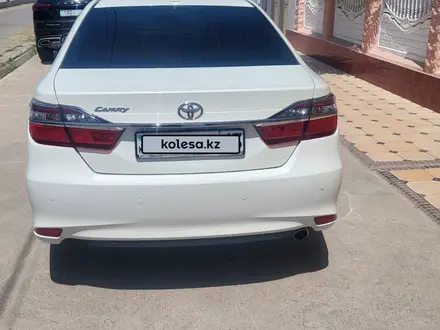Toyota Camry 2017 года за 12 300 000 тг. в Шымкент – фото 2