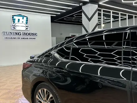 Lexus ES 350 2019 года за 21 000 000 тг. в Актау – фото 4