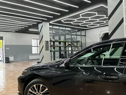 Lexus ES 350 2019 года за 21 000 000 тг. в Актау – фото 6
