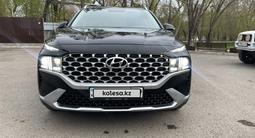 Hyundai Santa Fe 2021 года за 17 450 000 тг. в Караганда – фото 3