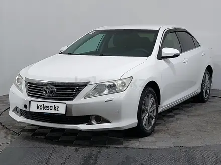 Toyota Camry 2013 года за 8 390 000 тг. в Астана