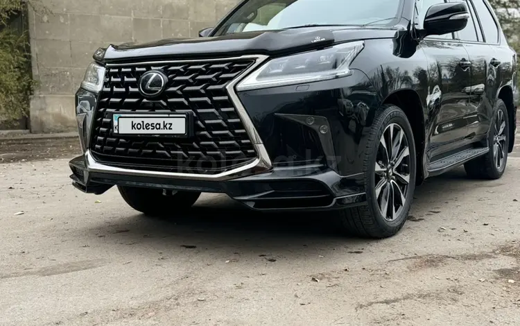 Lexus LX 570 2020 годаfor59 000 000 тг. в Алматы