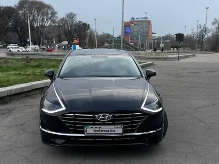 Hyundai Sonata 2022 года за 13 100 000 тг. в Алматы – фото 7