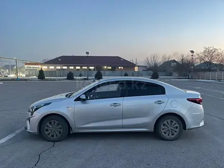 Kia Rio 2021 года за 7 800 000 тг. в Алматы – фото 3