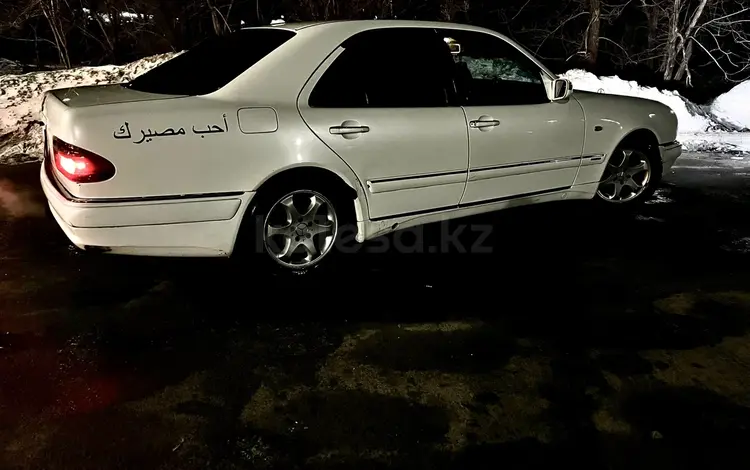 Mercedes-Benz E 280 1996 годаүшін3 200 000 тг. в Караганда